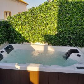 Casa Ferreiro Villa With Jaccuzi By, hotel Valadában