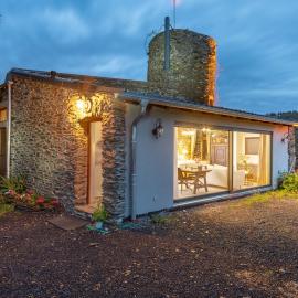 Mosel Panorama Studio auf Burg Coraidelstein, hotel in Klotten