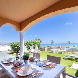 Chalet Santa Ana 2 by VillaGranCanaria, hotel in Playa del Ingles