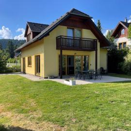 LIPNO Hideaway, hotel in Kramolín