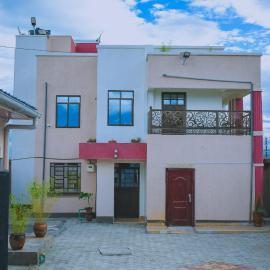 Kamandura में, होटल Lions den homes
