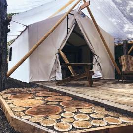 Pet-Friendly Safari Tent in Forks, near The Butchart Gardens, Perfect for a Weekend to Disconnect, hotel em Forks