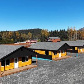 Spacious Cabin with Mountain Views & Private Porch near Resurrection Bay, Seward Alaska, hotel v destinaci Seward