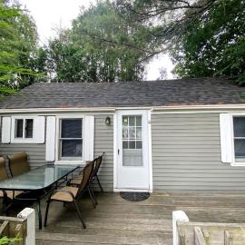 Cozy Maine Cottage with Outdoor Dining & Modern Comforts near Camden, Hotel in Lincolnville