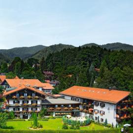 Hotel Alpenhof, hotel a Bad Wiessee