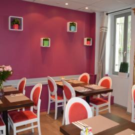 Hôtel Les Corps Saints, hotel din Avignon