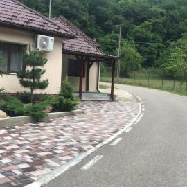 CASA CODRILOR - Greencodru liniste si relaxare، فندق في Codru