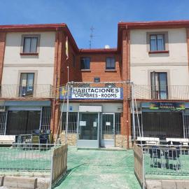 Hostal Amanecer, hotell i Fuentebureba