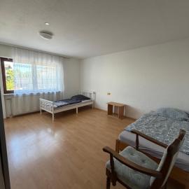 2-Zimmer-Wohnung bei Sindelfingen mit WLAN & Parkplatz