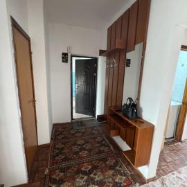3 комнатная квартира в селе Булат Соготту, hotel in Bulan Sogottuu