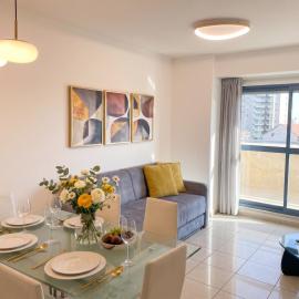 Bright Mahane Yehuda 1 BR with Private Terrace
