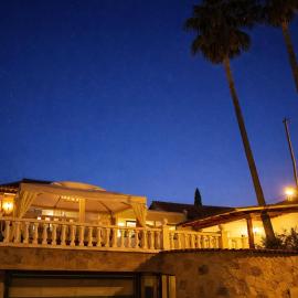 Zaks House Valle San Lorenzo، فندق في أرونا