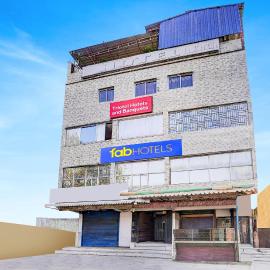 FabHotel Triotel Inn