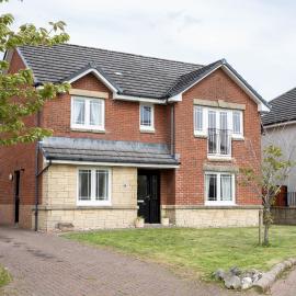 Comfortable Fabulous Family Home with Garden - Pass the Keys
