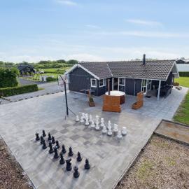 Activity House - Flovt Strand Haderslev, hotel em Haderslev