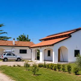 Casa Vacanze Agriturismo BioMele, hotel in Policoro