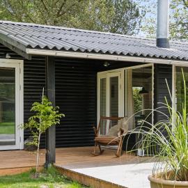 Cozy Holiday Home With Wood-Fired Tub And Sauna