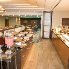 Crowne Plaza London - Gatwick Airport by IHG, hotell i Crawley
