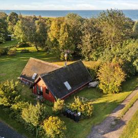 Holiday Home On Idyllic Agersø By Beach, hotel di Reersø
