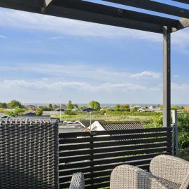 Lovely Holiday Home With Sea View
