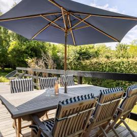 Idyllic Summer House Close To Beach And Forest โรงแรมในทิสวิลเลลาย