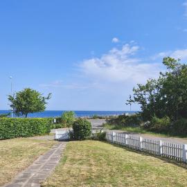 Lovely Holiday Flat Close To The Beach, hotel in Sandvig
