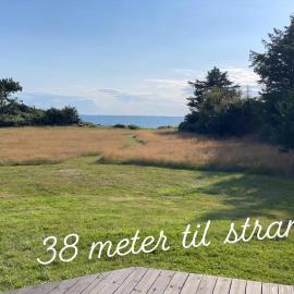 Summerhouse On The Beach And With Ocean View, hotell i Yderby