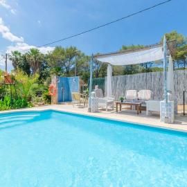 YourHouse Crestaix finca with pool