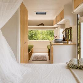 Chic vintage caravan retreat, just 25 mins to the beach, hotell i Odeceixe