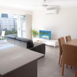 4 Bedroom unit at Logan Reserve, hotel v destinaci Marsden