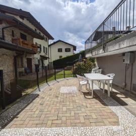 Villetta indipendente Bratto - con posto auto e WiFi