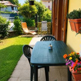 House of Camellias - Ground Floor with Garden