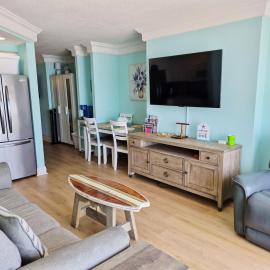 Sunkissed-Modern Oceanfront Condo Daytona Beach