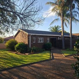 Oolele BnB Newcastle