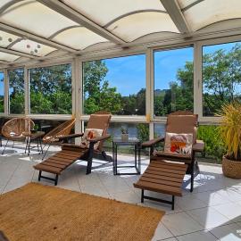 Charysma - Chillout-Loft, Wintergarten, E-Kamin, Massage-Sessel, Schlafzimmer mit Smart-TV, 2 Parkplätze