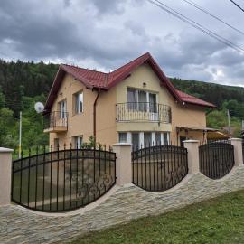 Vila Pângărați, hotel sa Pangarati