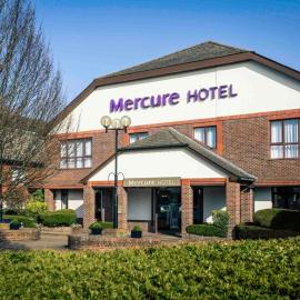 Mercure Dartford Brands Hatch Hotel & Spa, hótel í Dartford
