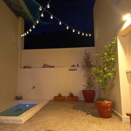 La Llar de la Font, hotel i Barraca de Aguas Vivas