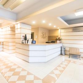 Stilhotel, מלון בסיניה