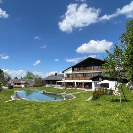 Bärnsicht Panorama Hotel，瓦森的飯店