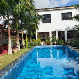 Villa Fleurie – hotel w mieście Assinie-Mafia