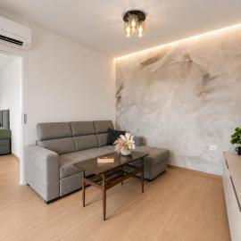Cozy Studio Apartment, hotel v destinácii Veruda