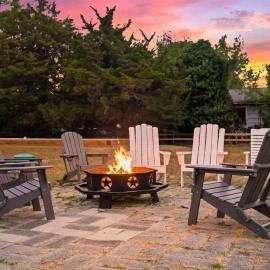 Lusby Beach House -3 BD 2 BA Steps to the Sand – hotel w mieście Lusby