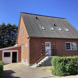8 person holiday home in Ansager, hotell i Ansager