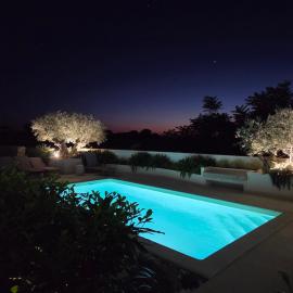 VILLA CALA, Hotel Rooms&Apartments, מלון בנובליה