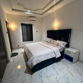 Velaris Luxury Apartment