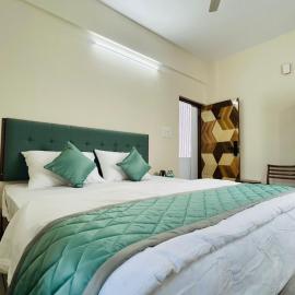 GK STAYS Rooms on Hennur Road, hotel a Bangalore