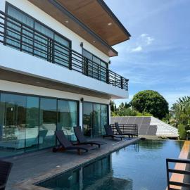 Villa Fiesta, 5bd, palace