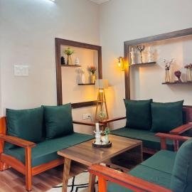 Luxury 2BHK Home Near Udaipur Railway Station City Centre