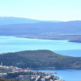 Family and pet friendly apartment Frankopan Croatia, ξενοδοχείο σε Smrika